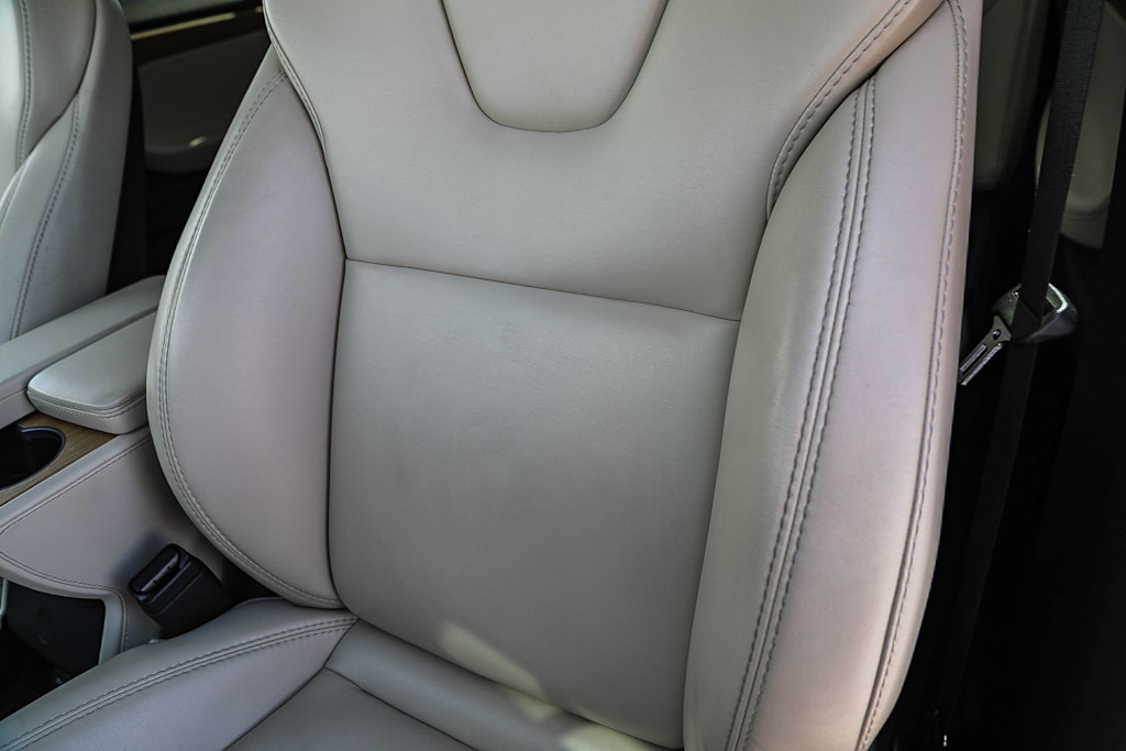 Thumbnail: 2019 Tesla Model X - 26