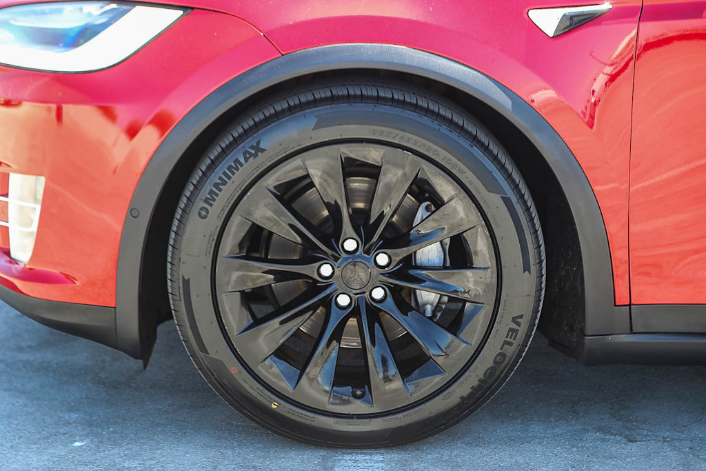 Thumbnail: 2020 Tesla Model X - 6