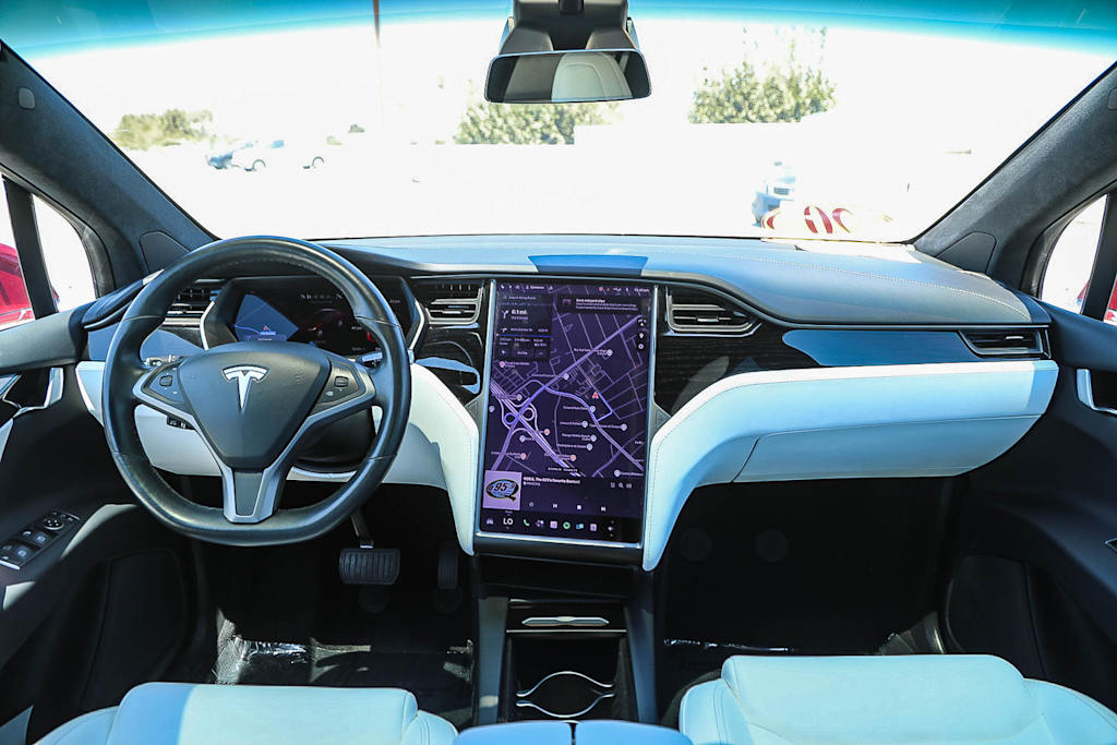 Thumbnail: 2020 Tesla Model X - 2