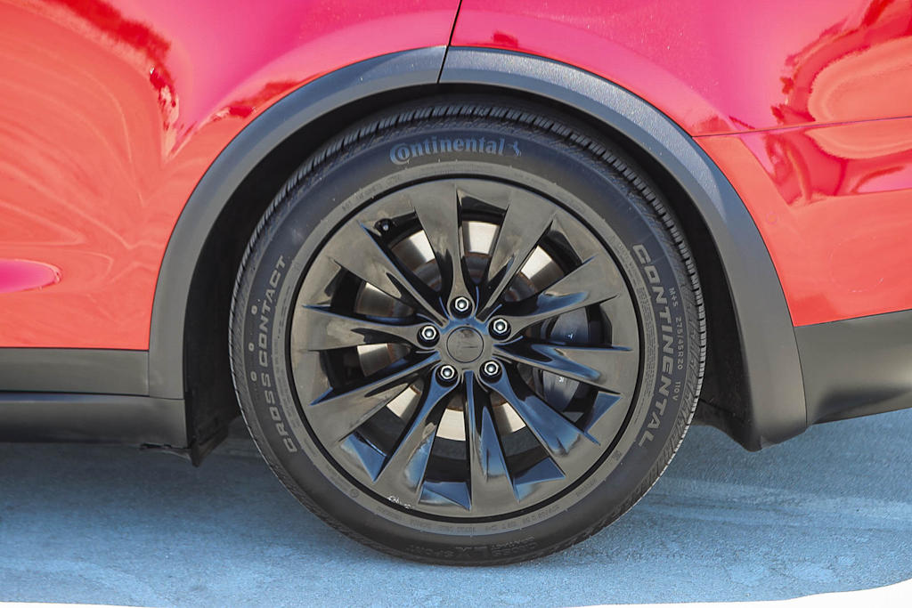 Thumbnail: 2020 Tesla Model X - 20