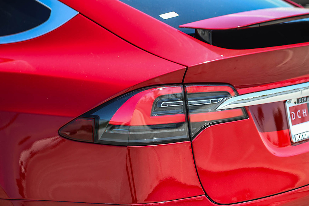 Thumbnail: 2020 Tesla Model X - 19