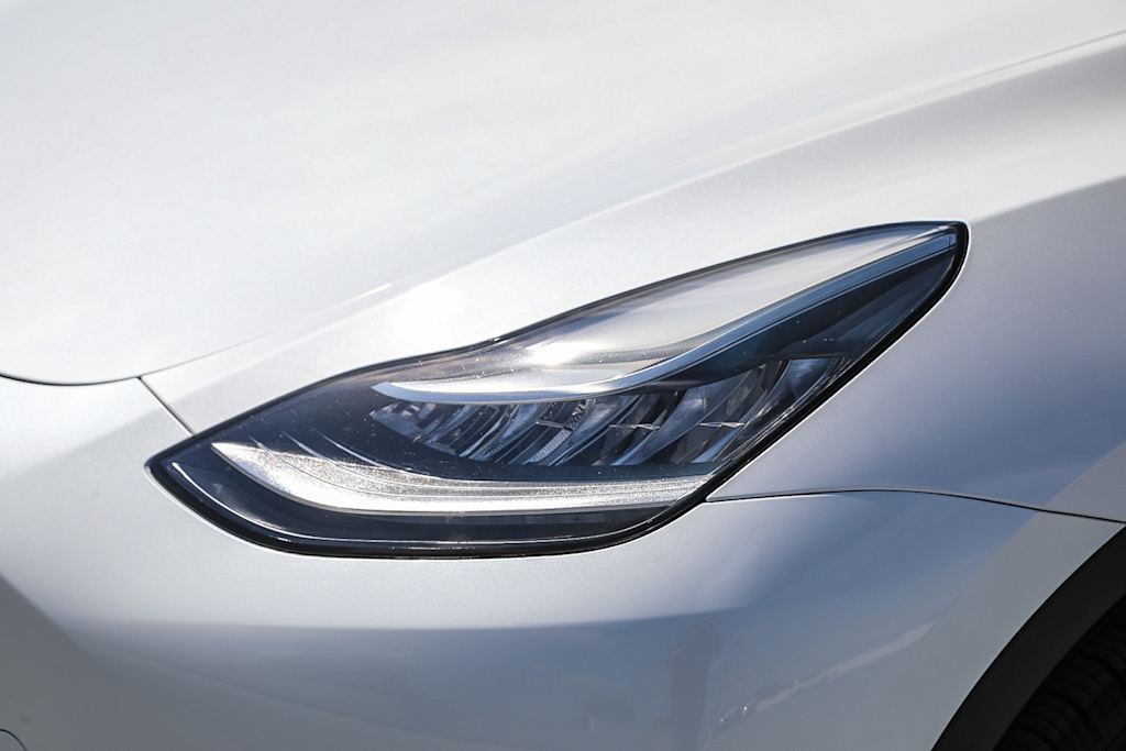 Thumbnail: 2021 Tesla Model Y - 17