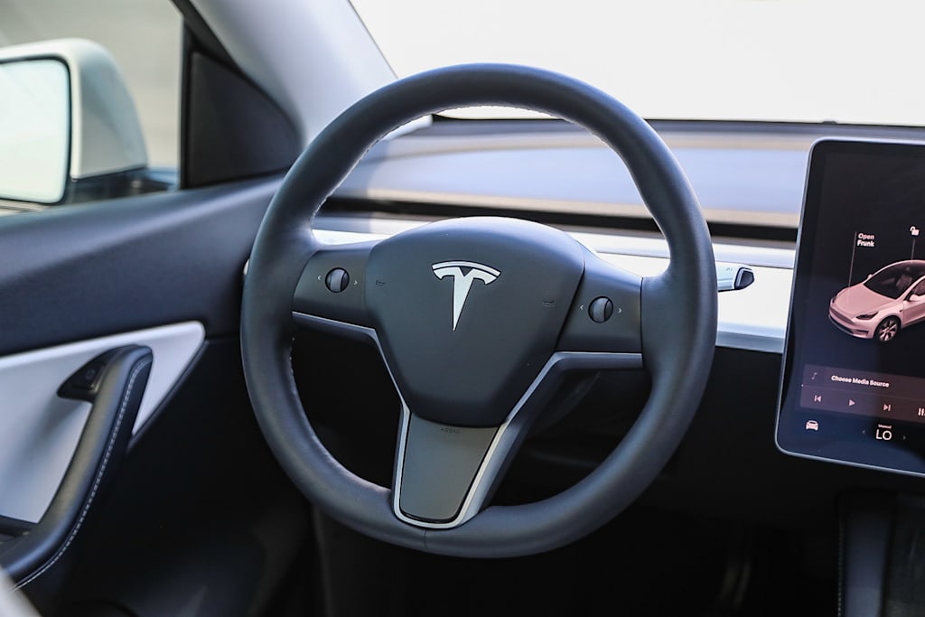 Thumbnail: 2021 Tesla Model Y - 11