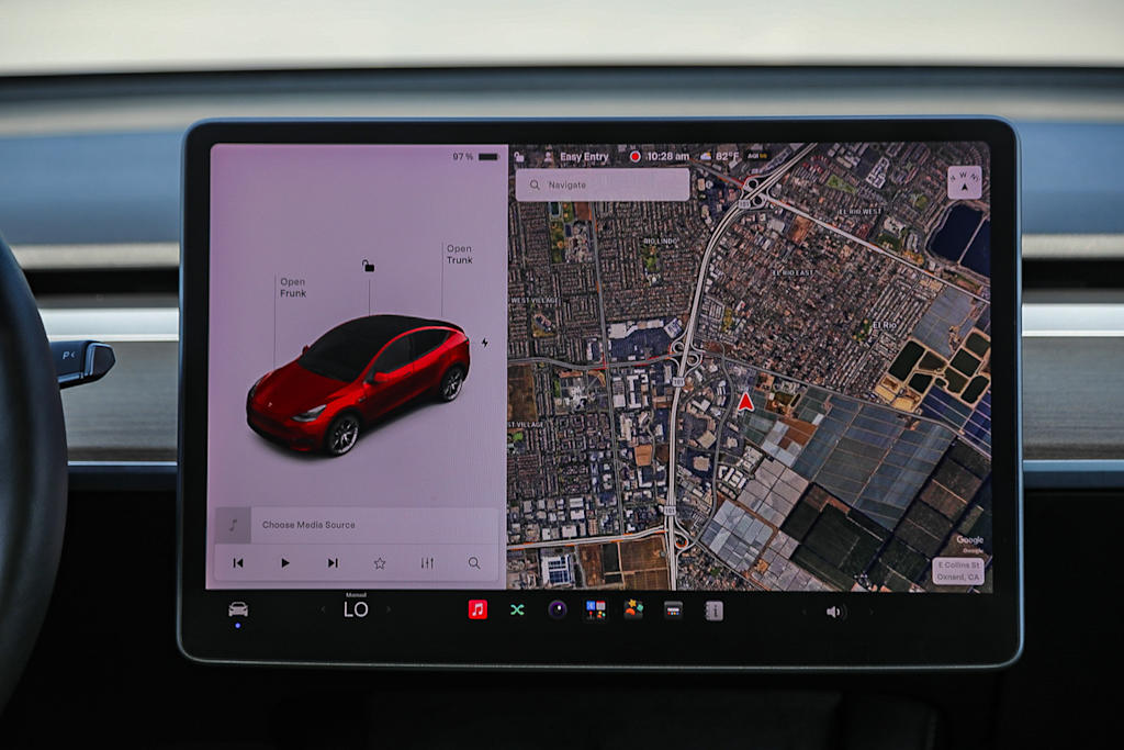 Thumbnail: 2021 Tesla Model Y - 11