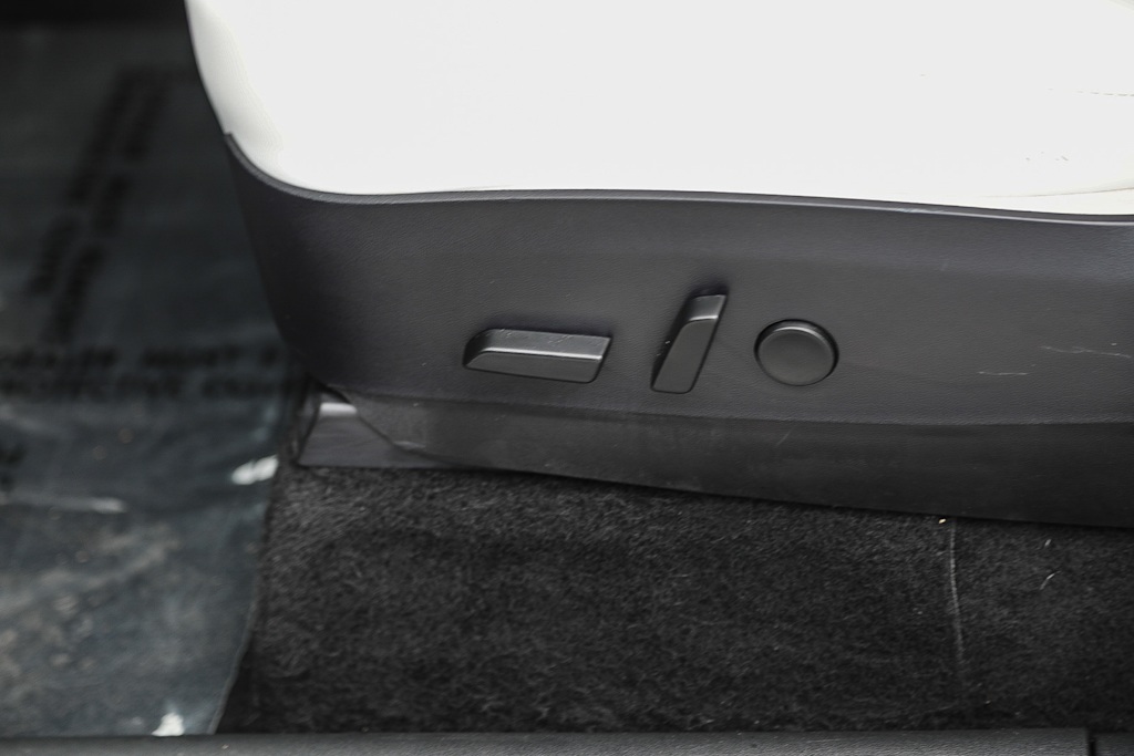 Thumbnail: 2020 Tesla Model Y - 20