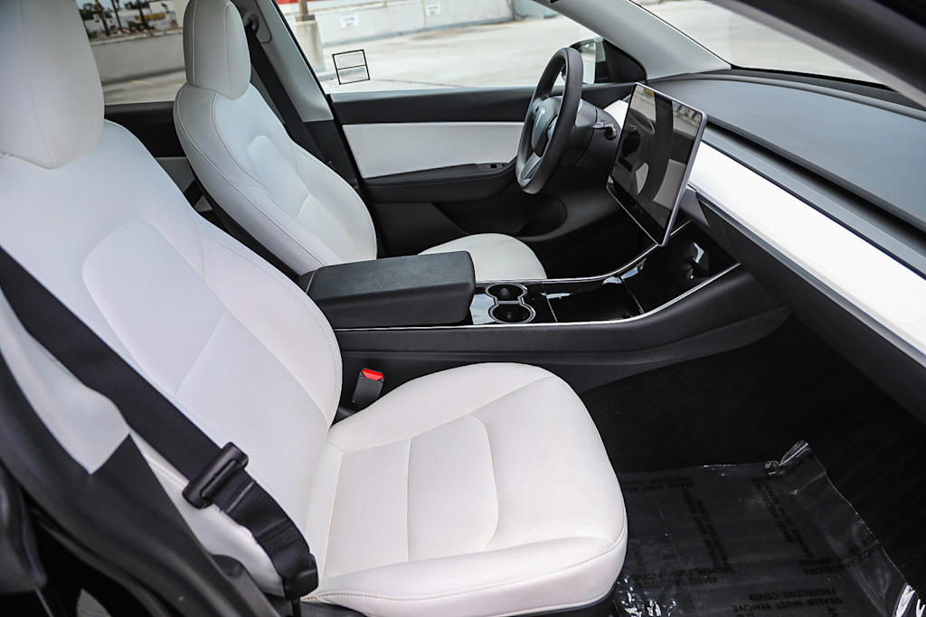Thumbnail: 2020 Tesla Model Y - 8