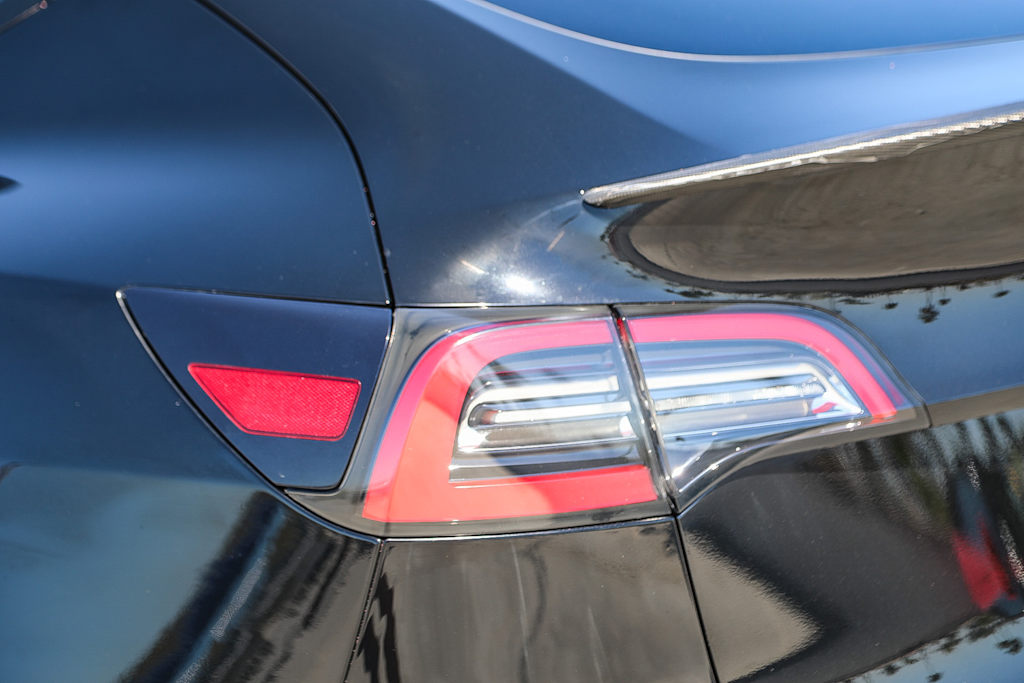 Thumbnail: 2021 Tesla Model Y - 12