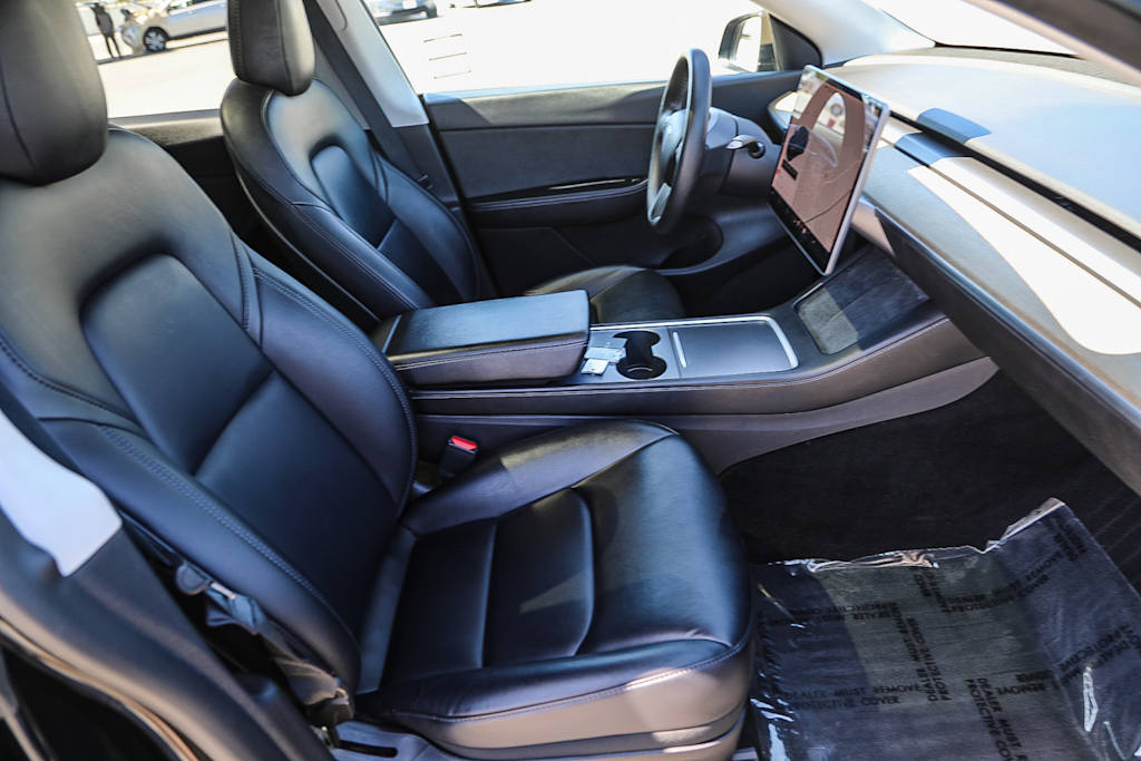Thumbnail: 2021 Tesla Model Y - 8