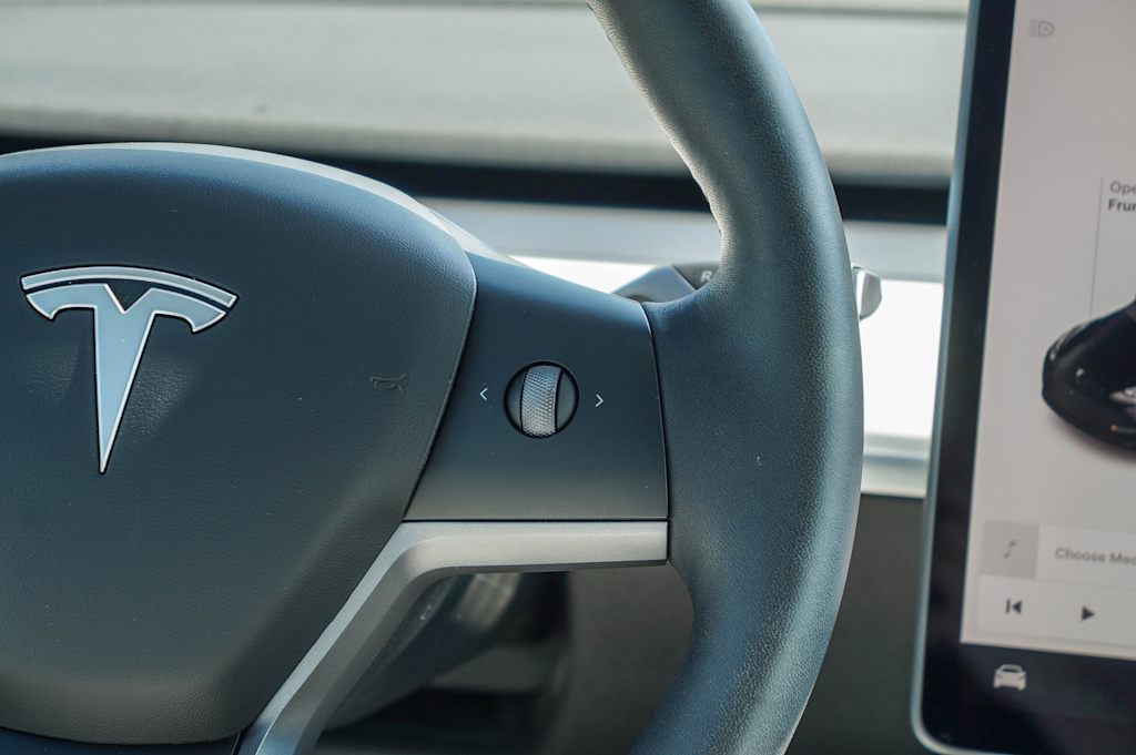 Thumbnail: 2021 Tesla Model Y - 22