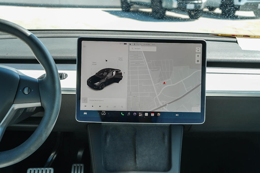 Thumbnail: 2021 Tesla Model Y - 12