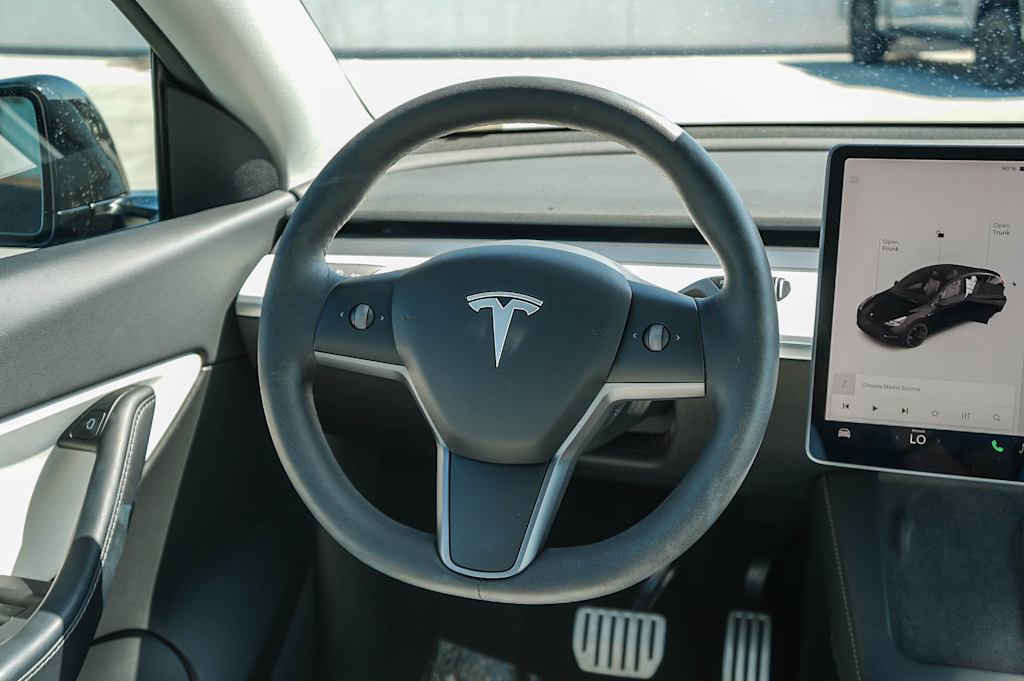 Thumbnail: 2021 Tesla Model Y - 8