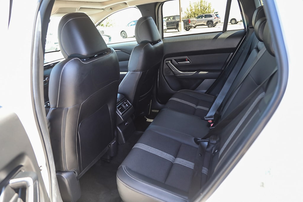 Thumbnail: 2025 Mazda CX-50 - 12