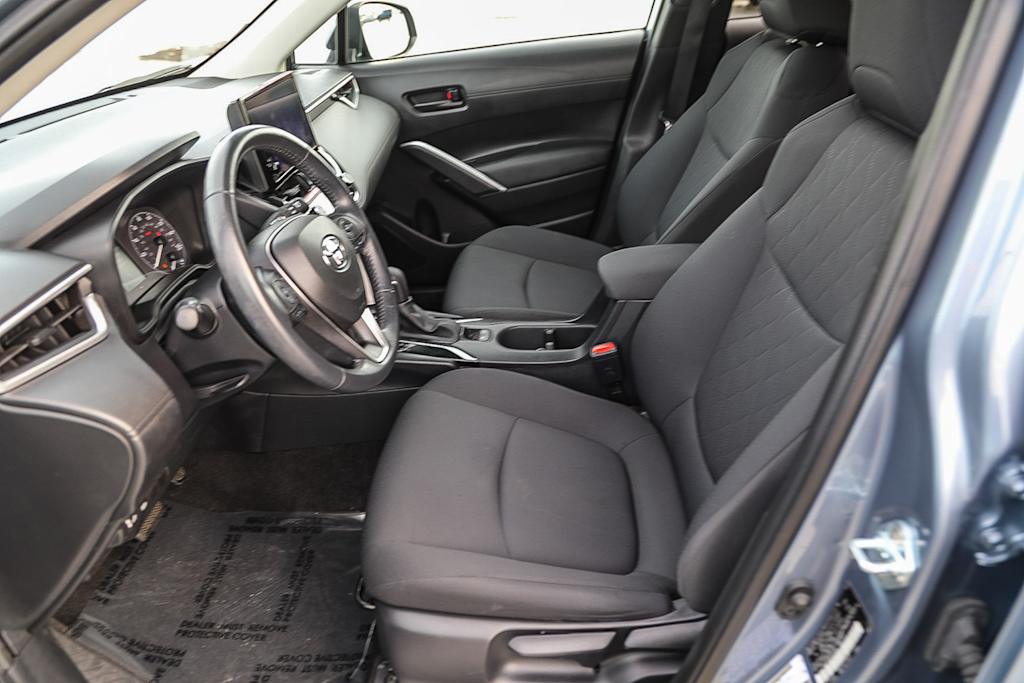 Thumbnail: 2023 Toyota Corolla Cross - 10