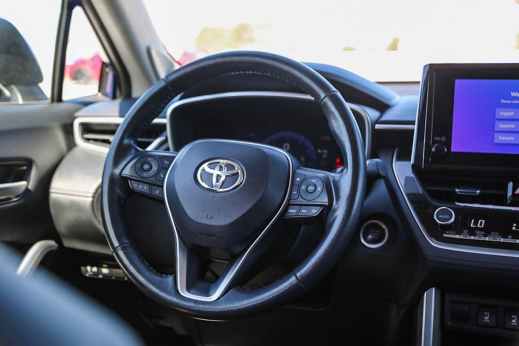 Thumbnail: 2023 Toyota Corolla Cross - 9