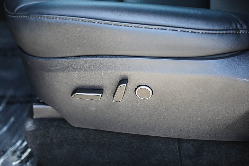 Thumbnail: 2025 Tesla Model Y - 18