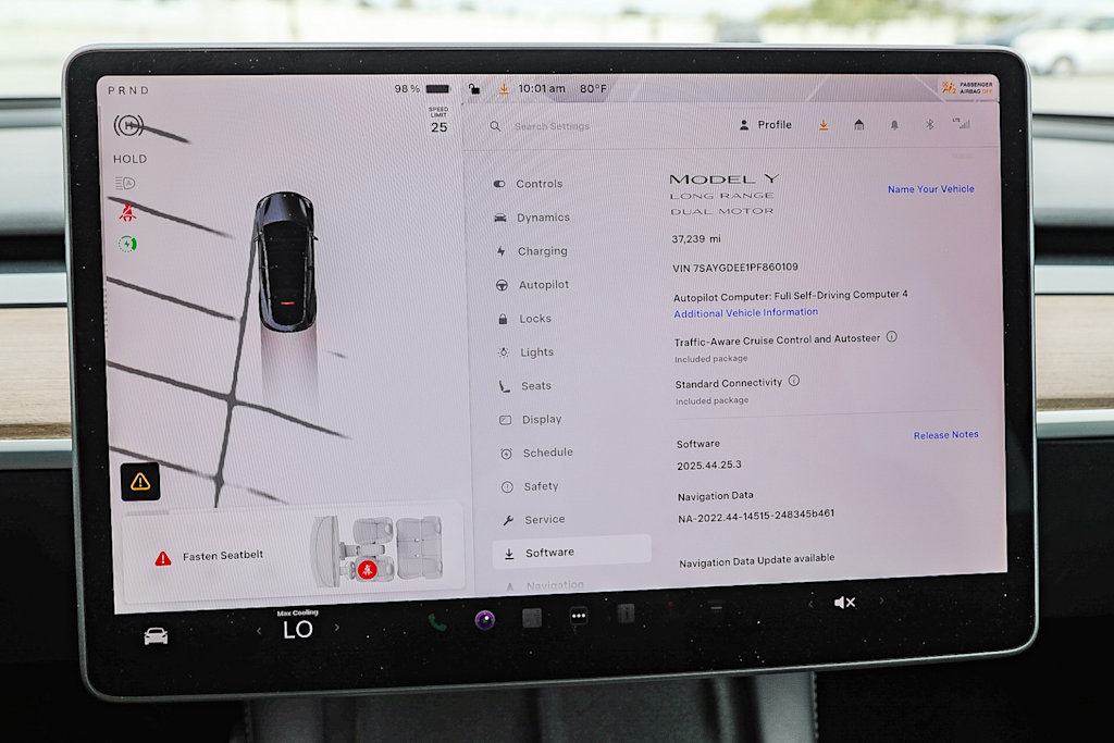 Thumbnail: 2023 Tesla Model Y - 24
