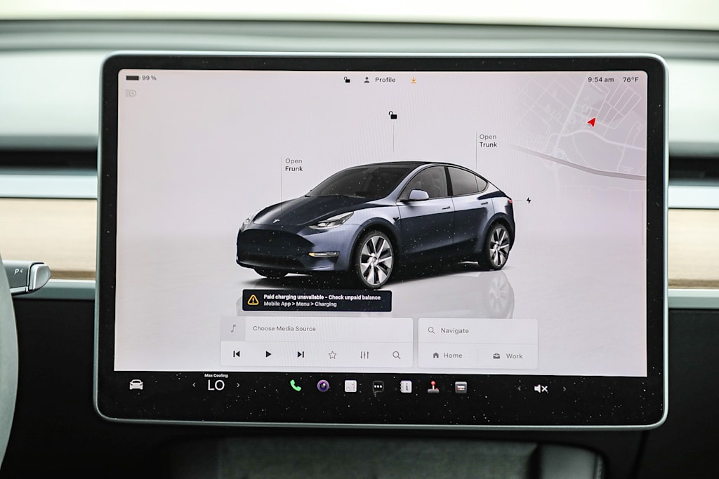 Thumbnail: 2023 Tesla Model Y - 12