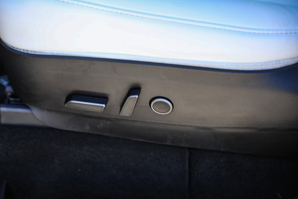 Thumbnail: 2022 Tesla Model Y - 20