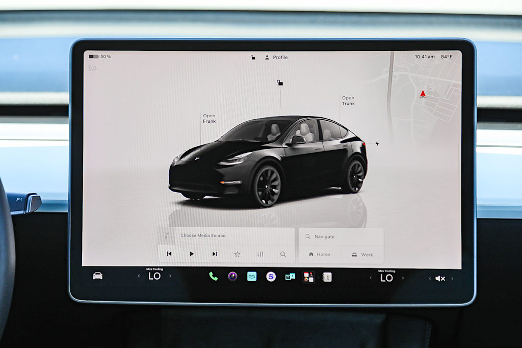 Thumbnail: 2022 Tesla Model Y - 12