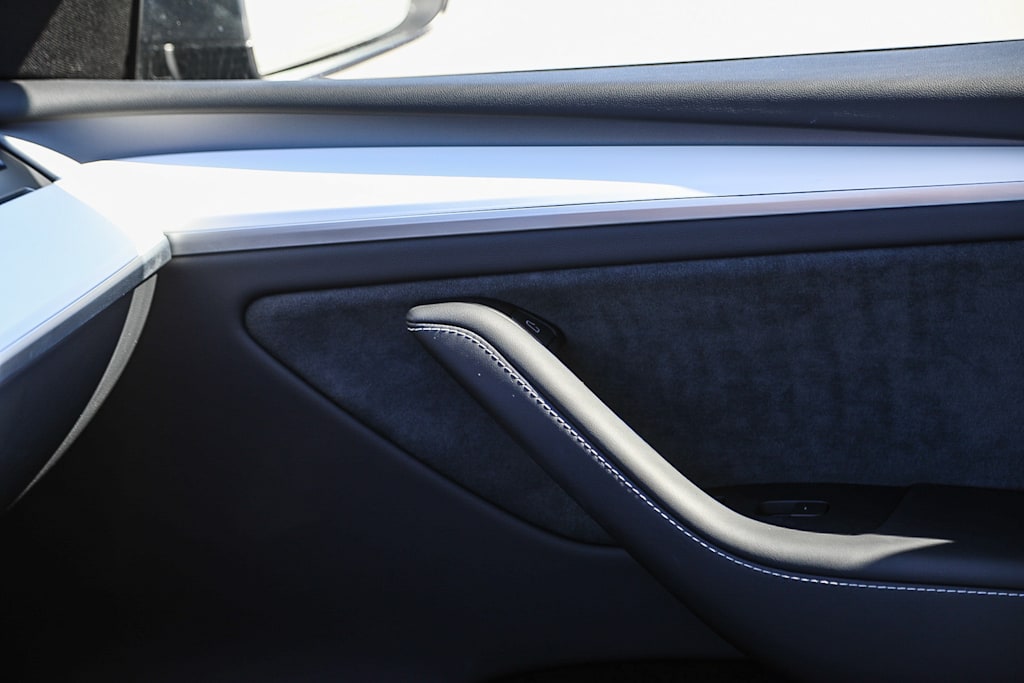 Thumbnail: 2023 Tesla Model Y - 22