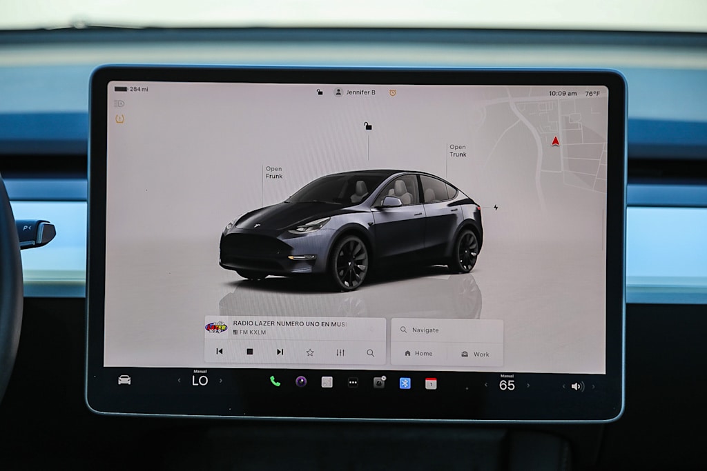 Thumbnail: 2023 Tesla Model Y - 12
