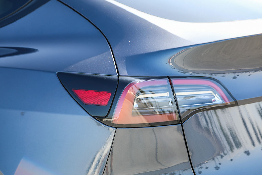 Thumbnail: 2023 Tesla Model Y - 18