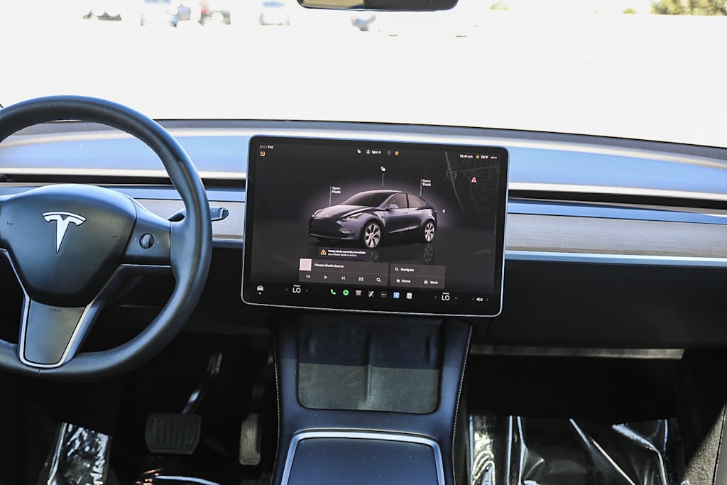 Thumbnail: 2023 Tesla Model Y - 7
