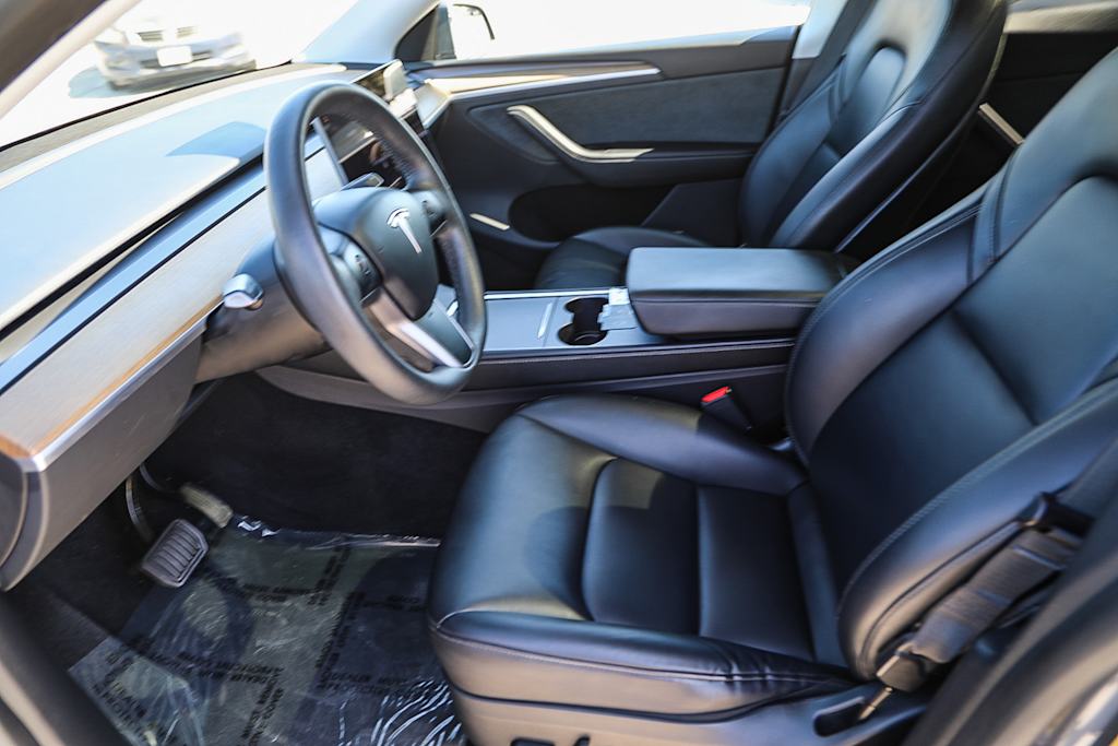 Thumbnail: 2023 Tesla Model Y - 9