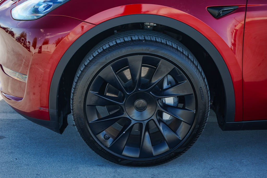 Thumbnail: 2024 Tesla Model Y - 6