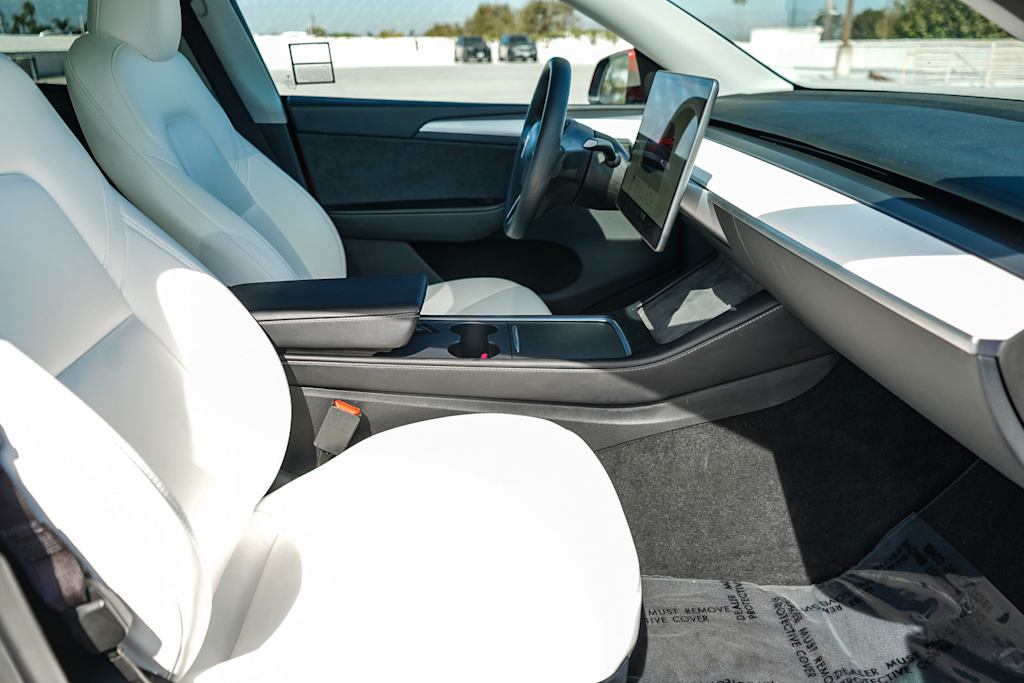 Thumbnail: 2024 Tesla Model Y - 8