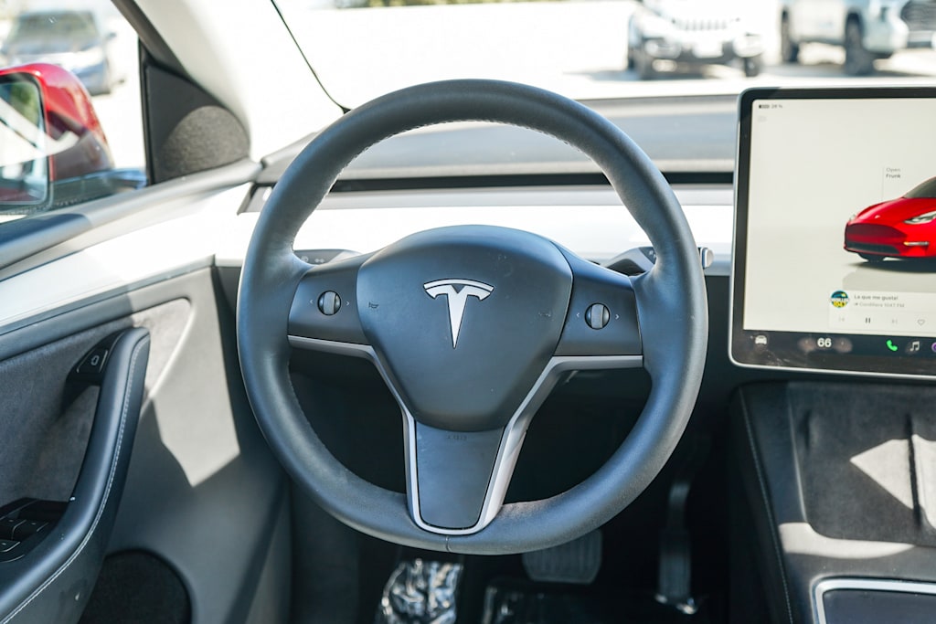 Thumbnail: 2024 Tesla Model Y - 7