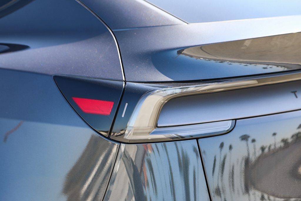 Thumbnail: 2026 Tesla Model Y - 19