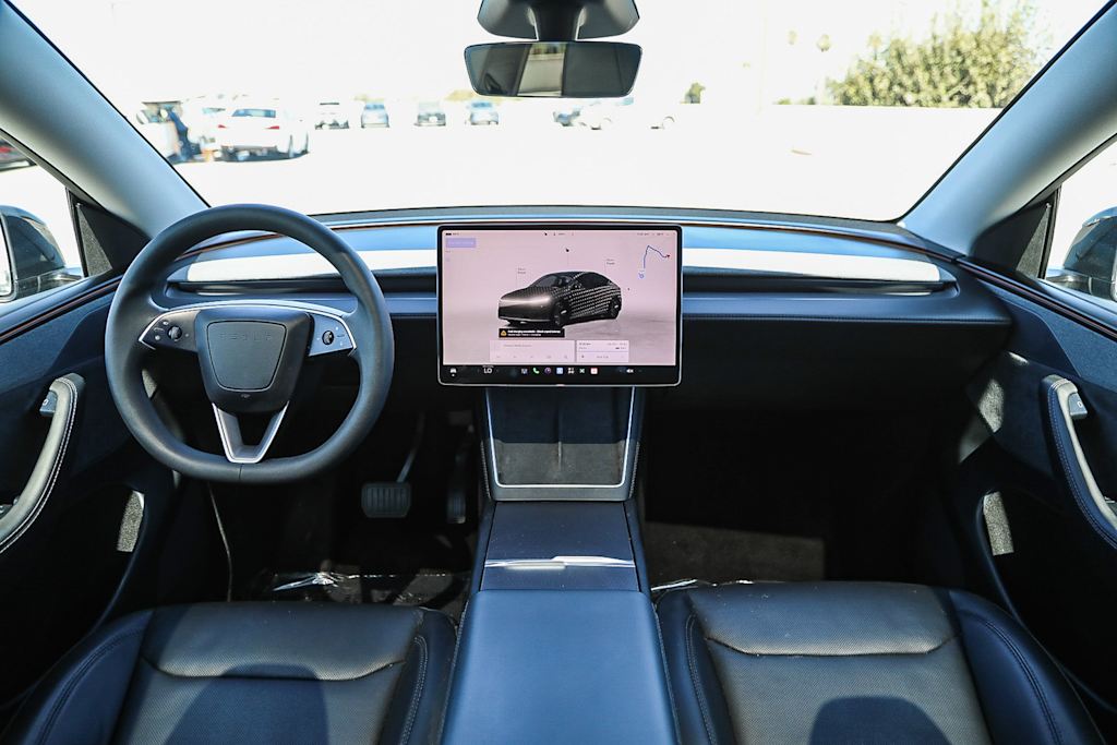 Thumbnail: 2026 Tesla Model Y - 2