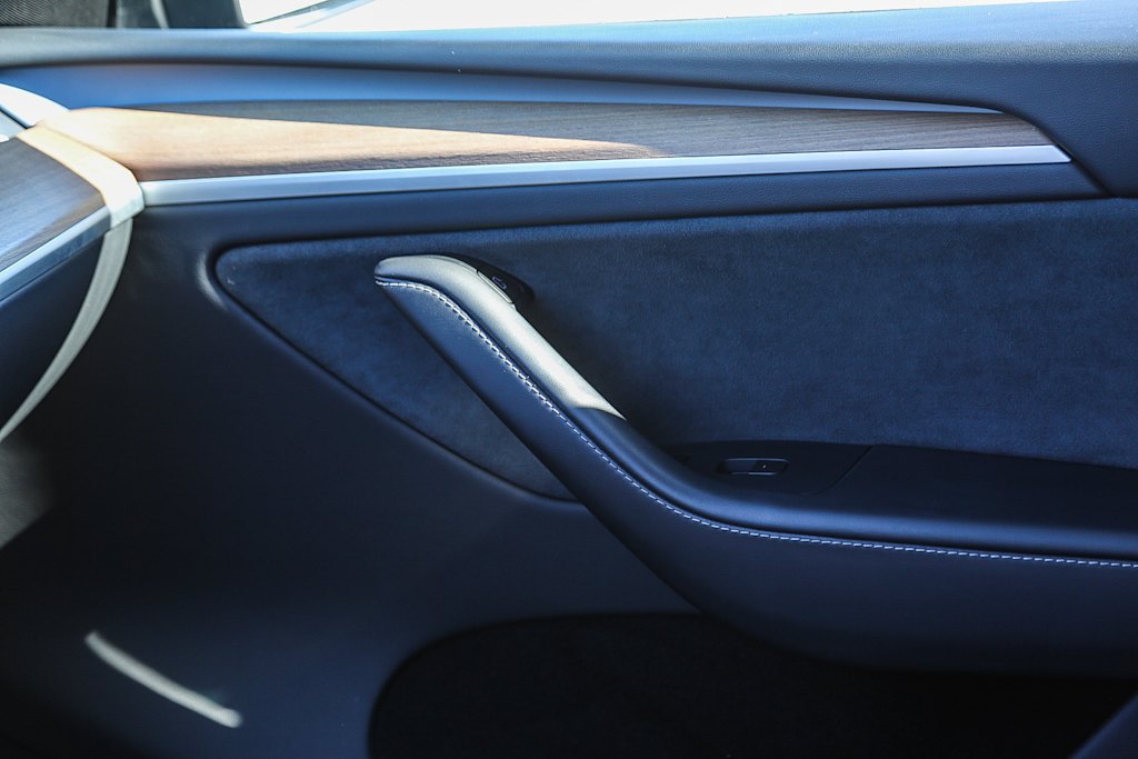 Thumbnail: 2023 Tesla Model Y - 22