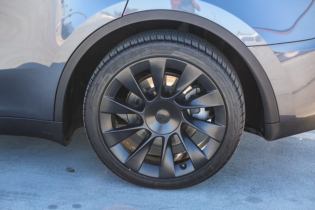 Thumbnail: 2023 Tesla Model Y - 20