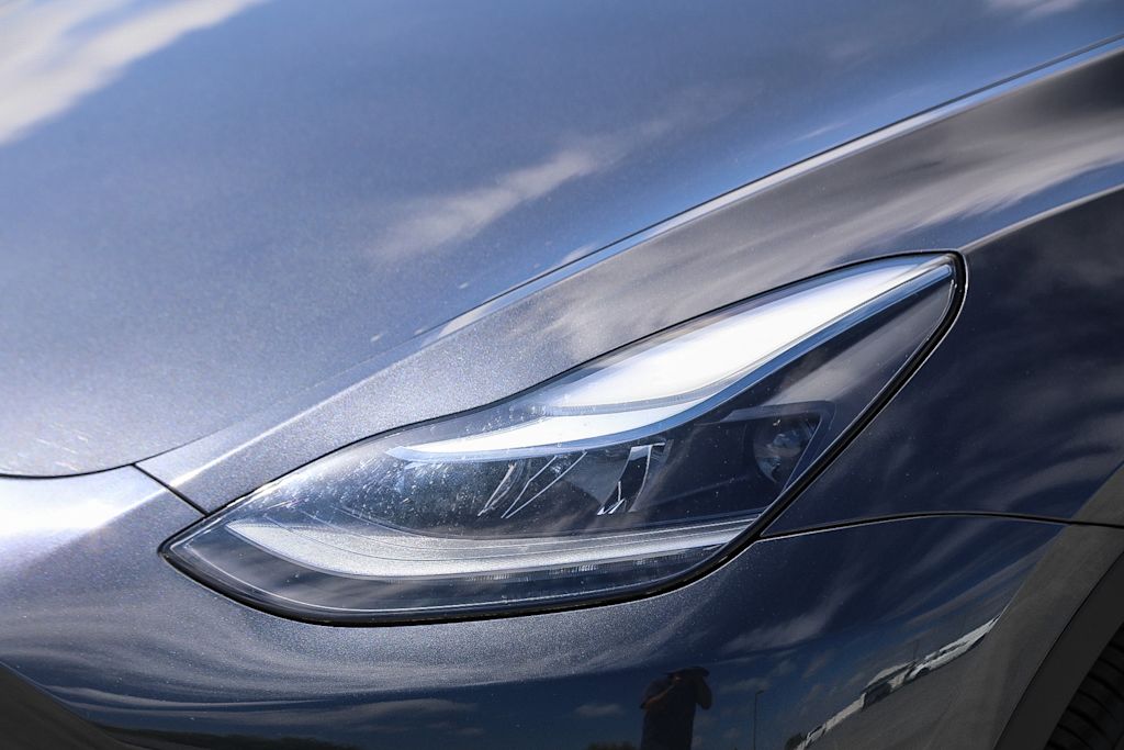 Thumbnail: 2025 Tesla Model Y - 16