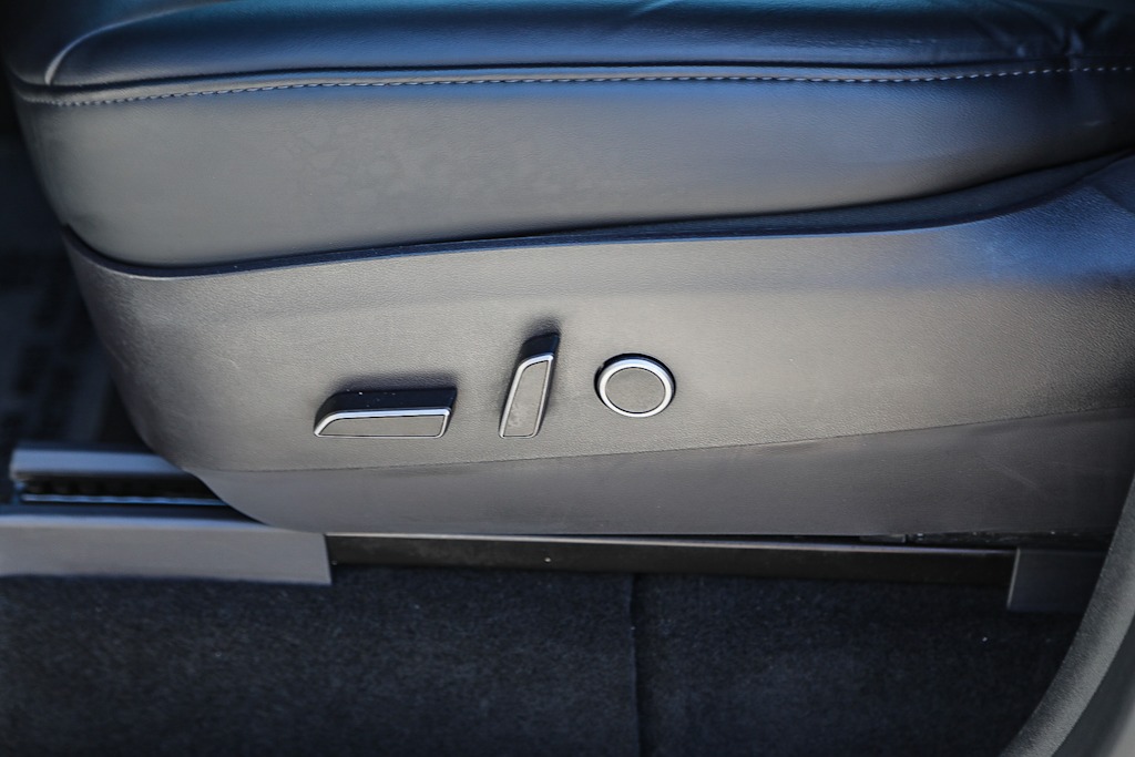 Thumbnail: 2023 Tesla Model Y - 19