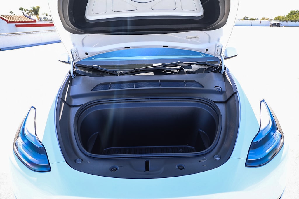 Thumbnail: 2023 Tesla Model Y - 26