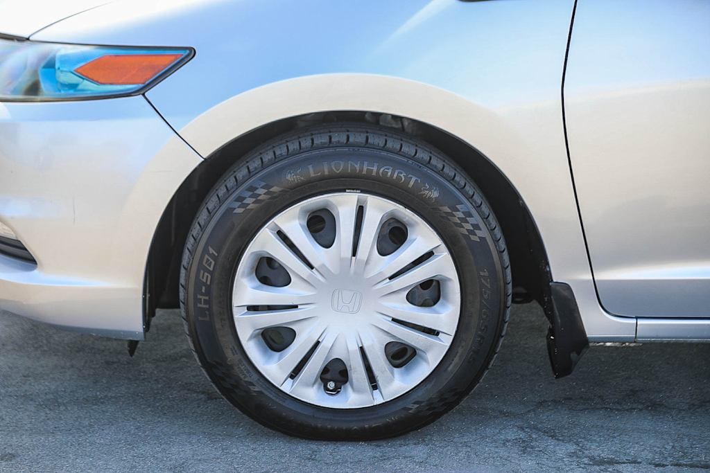 Thumbnail: 2011 Honda Insight - 6