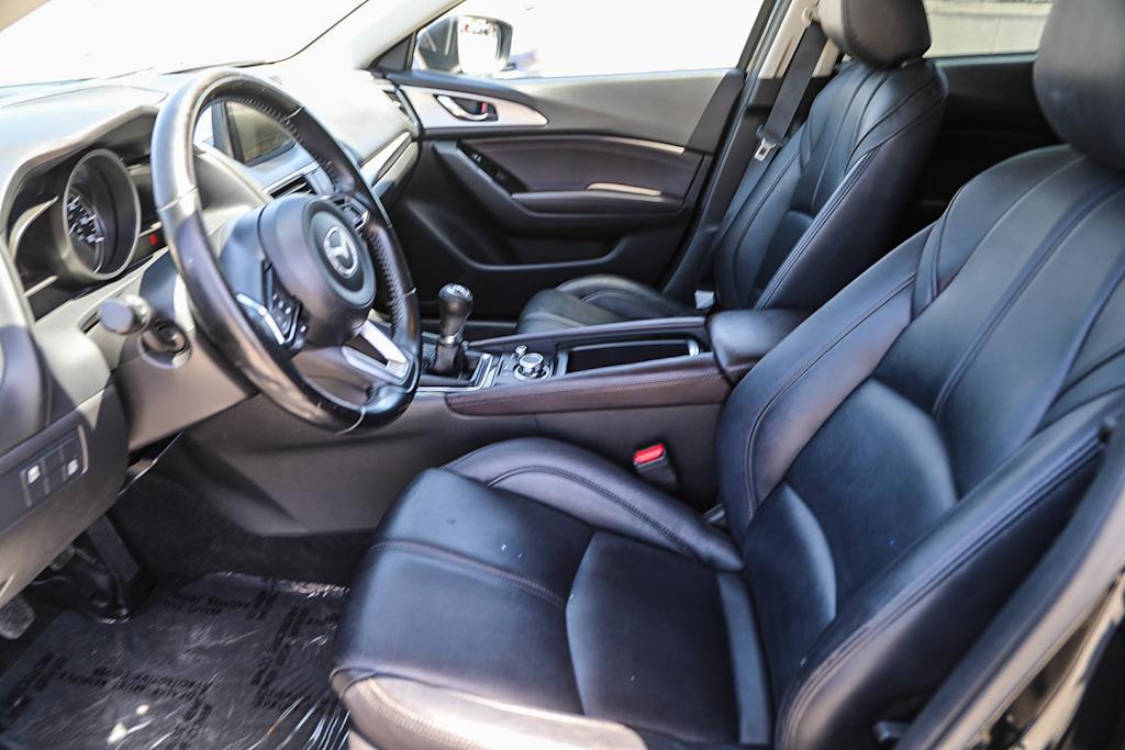 Thumbnail: 2017 Mazda Mazda3 - 10