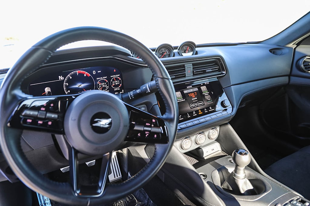 Thumbnail: 2025 Nissan Z - 2