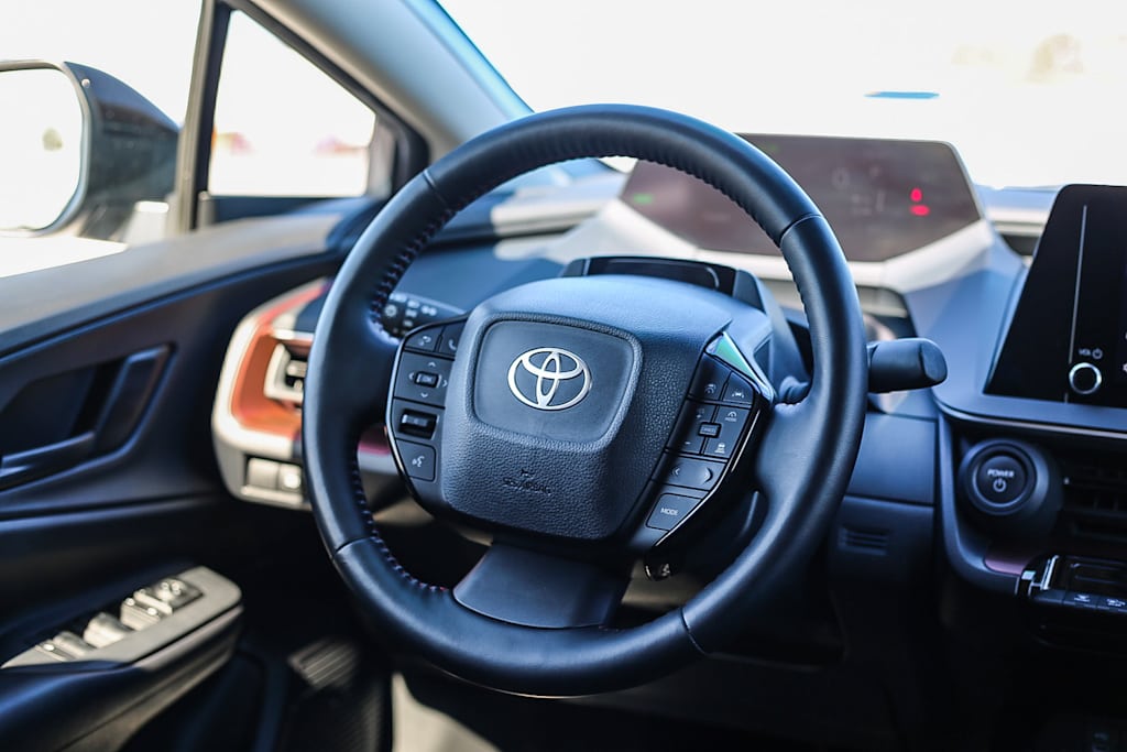 Thumbnail: 2024 Toyota Prius Prime - 8