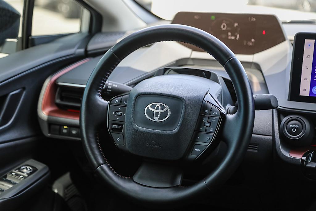 Thumbnail: 2024 Toyota Prius Prime - 12