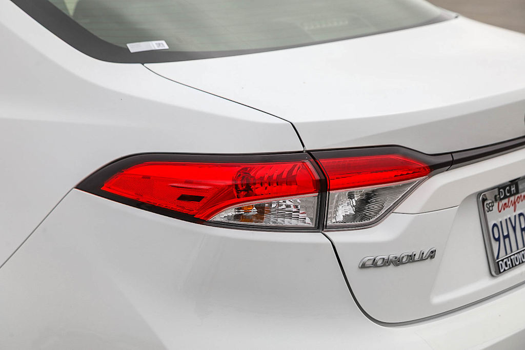 Thumbnail: 2023 Toyota Corolla - 20