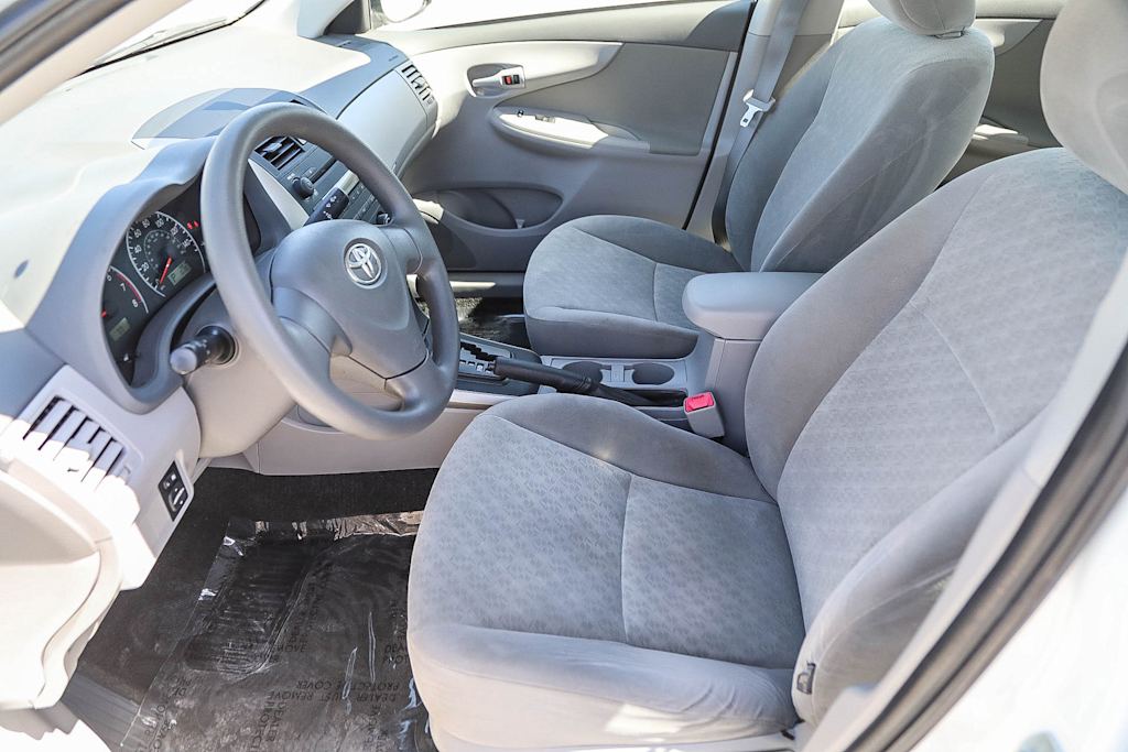 Thumbnail: 2009 Toyota Corolla - 10