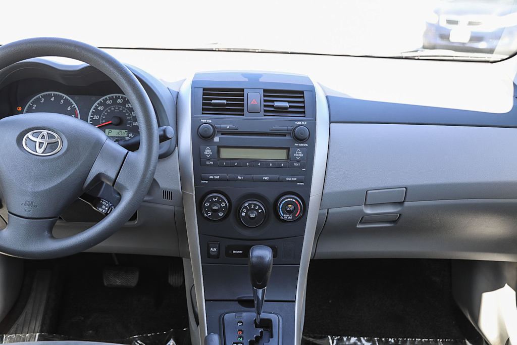 Thumbnail: 2009 Toyota Corolla - 8