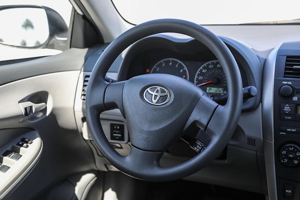 Thumbnail: 2009 Toyota Corolla - 12