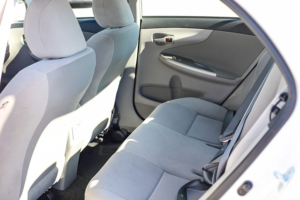 Thumbnail: 2011 Toyota Corolla - 11