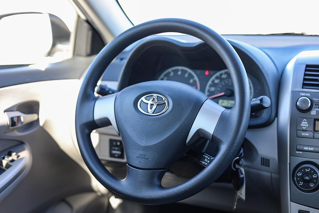 Thumbnail: 2011 Toyota Corolla - 8