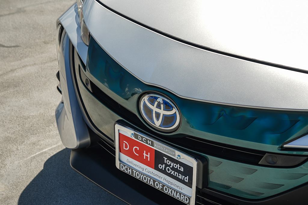 Thumbnail: 2017 Toyota Prius Prime - 6